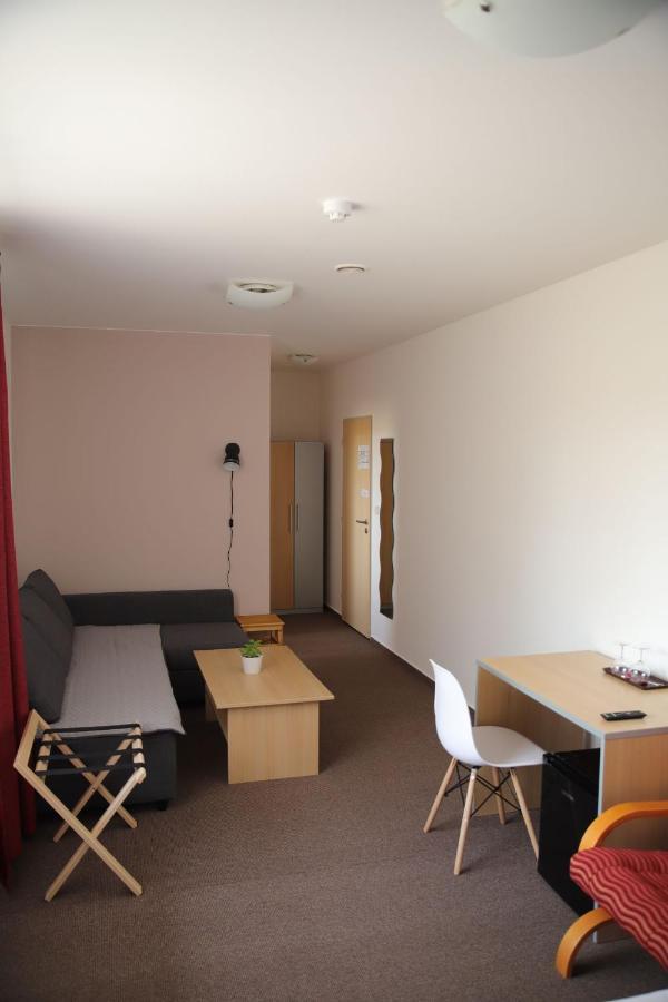 Penzion Amfík Bukovina Popovice  Exterior foto