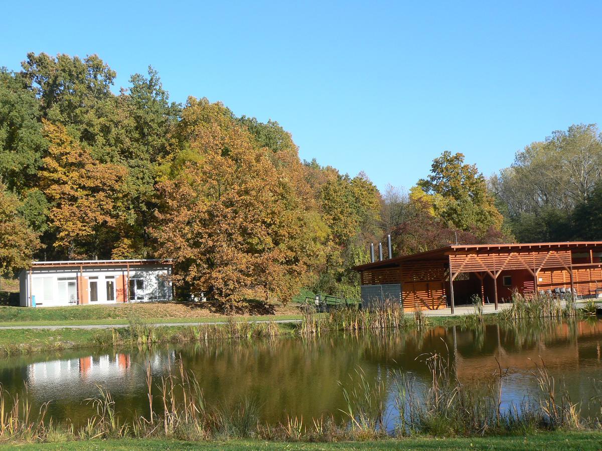 Penzion Amfík Bukovina Popovice  Exterior foto